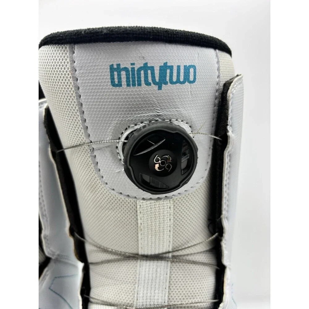 Thirtytwo Lashed Boa Snowboard Boots Kids Youth Size 6 Gray Fall 2016 EUC
